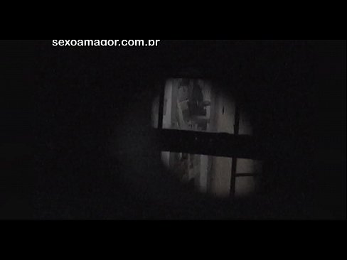 ❤️ Lourinho é filmado secretamente por um voyeur de bairro escondido atrás de tijolos ocos ❤ Porno duro em nós pt.xlxxporno.ru ❌